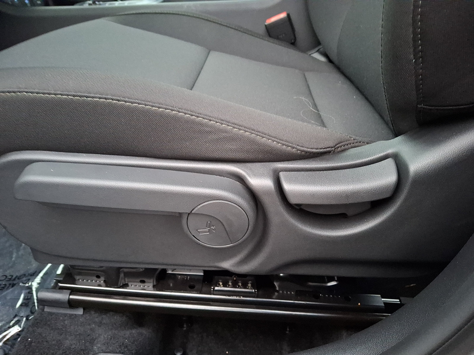 Used 2026 Hyundai Kona SE AWD/4WD image 14