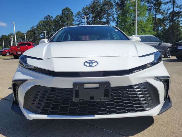 Certified 2025 Toyota Camry SE w/ Convenience Package FWD image 4