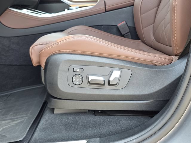 Used 2026 BMW X5 sDrive40i w/ Premium Package RWD image 18
