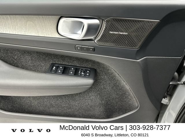 Used 2024 Volvo XC40 B5 Ultimate w/ Protection Package Premier AWD/4WD image 13