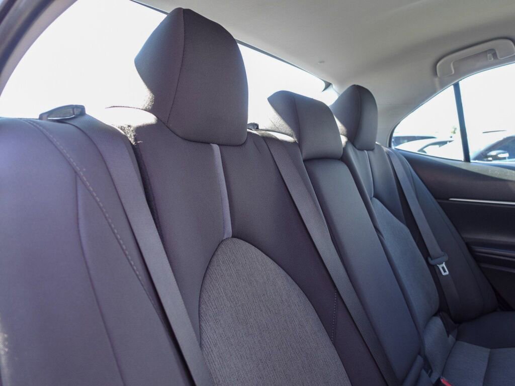 Certified 2022 Toyota Camry LE image 13