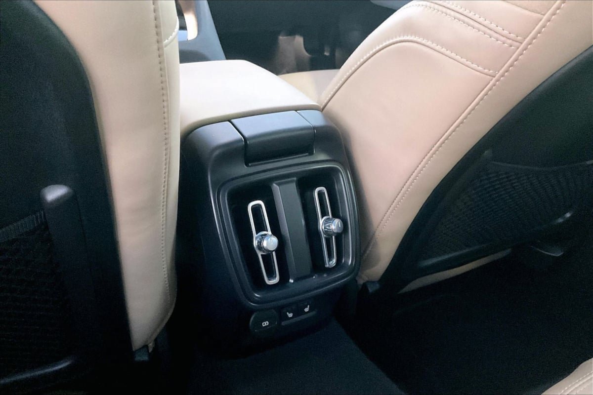 Used 2022 Polestar Polestar 2 w/ Plus Package AWD/4WD image 29