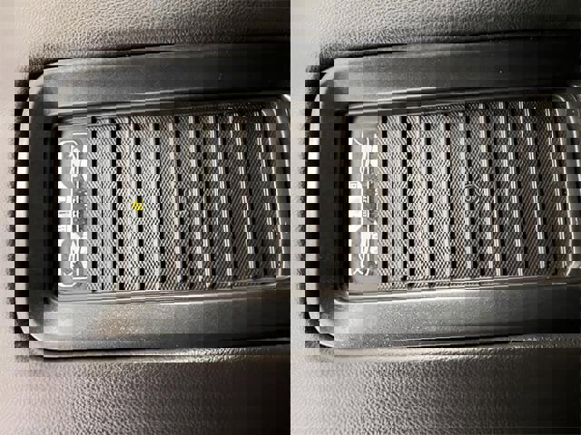 Used 2018 Chevrolet Silverado 1500 High Country image 28