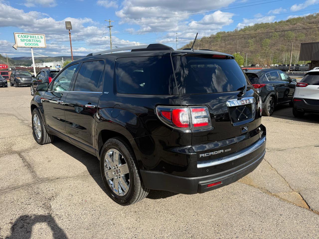 Used 2017 GMC Acadia Limited SLT AWD/4WD image 5