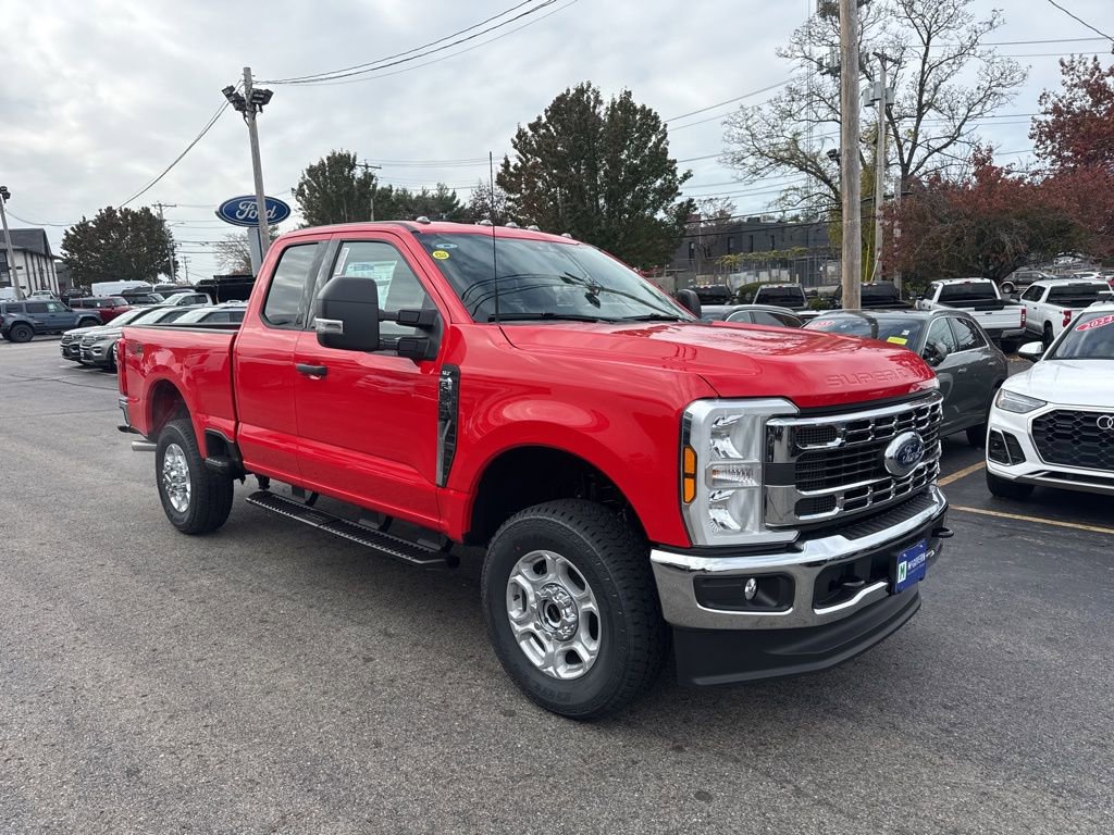 New 2026 Ford F350 XLT w/ FX4 Off-Road Package image 3