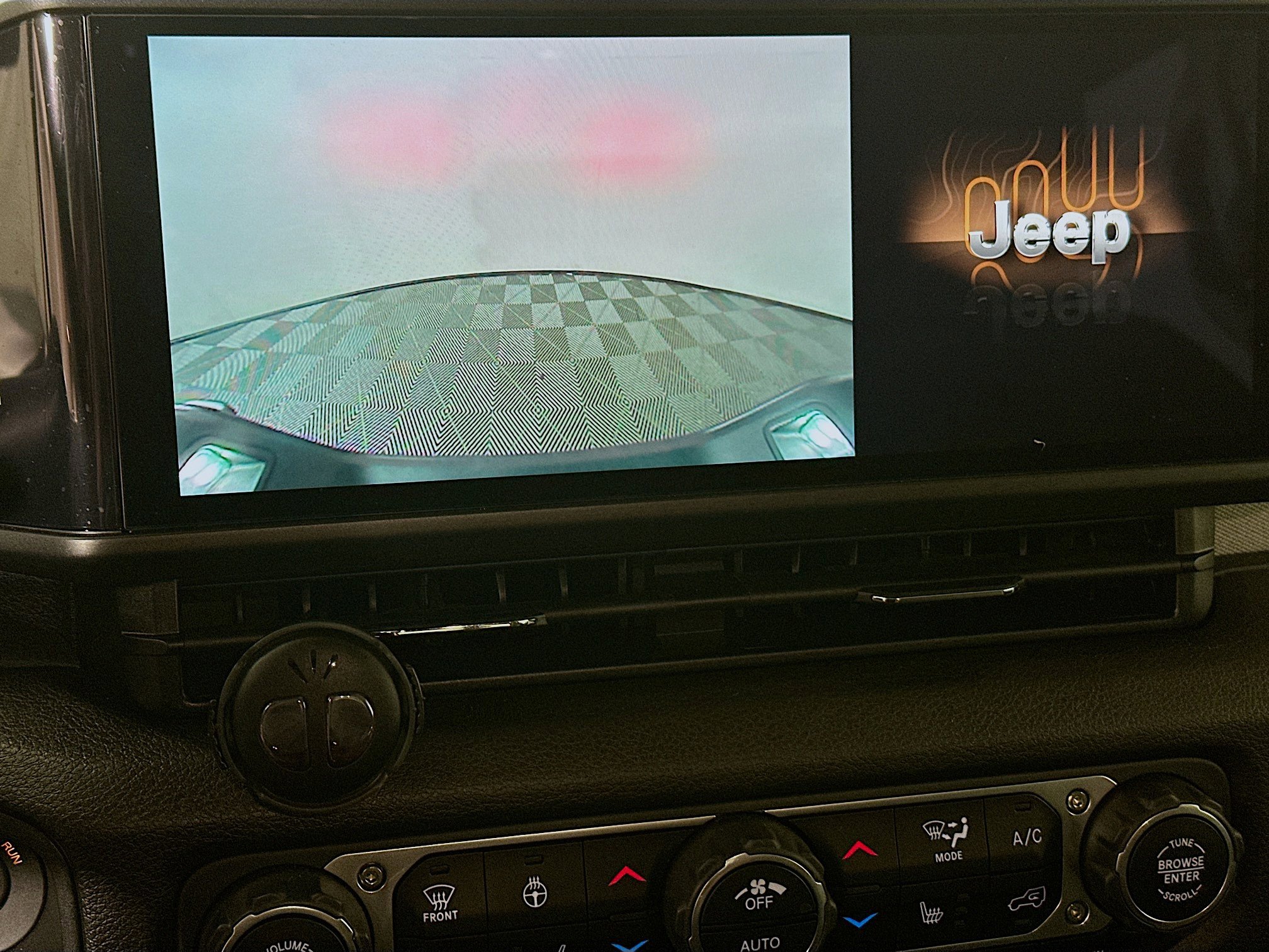 Used 2025 Jeep Gladiator Sport AWD/4WD image 25