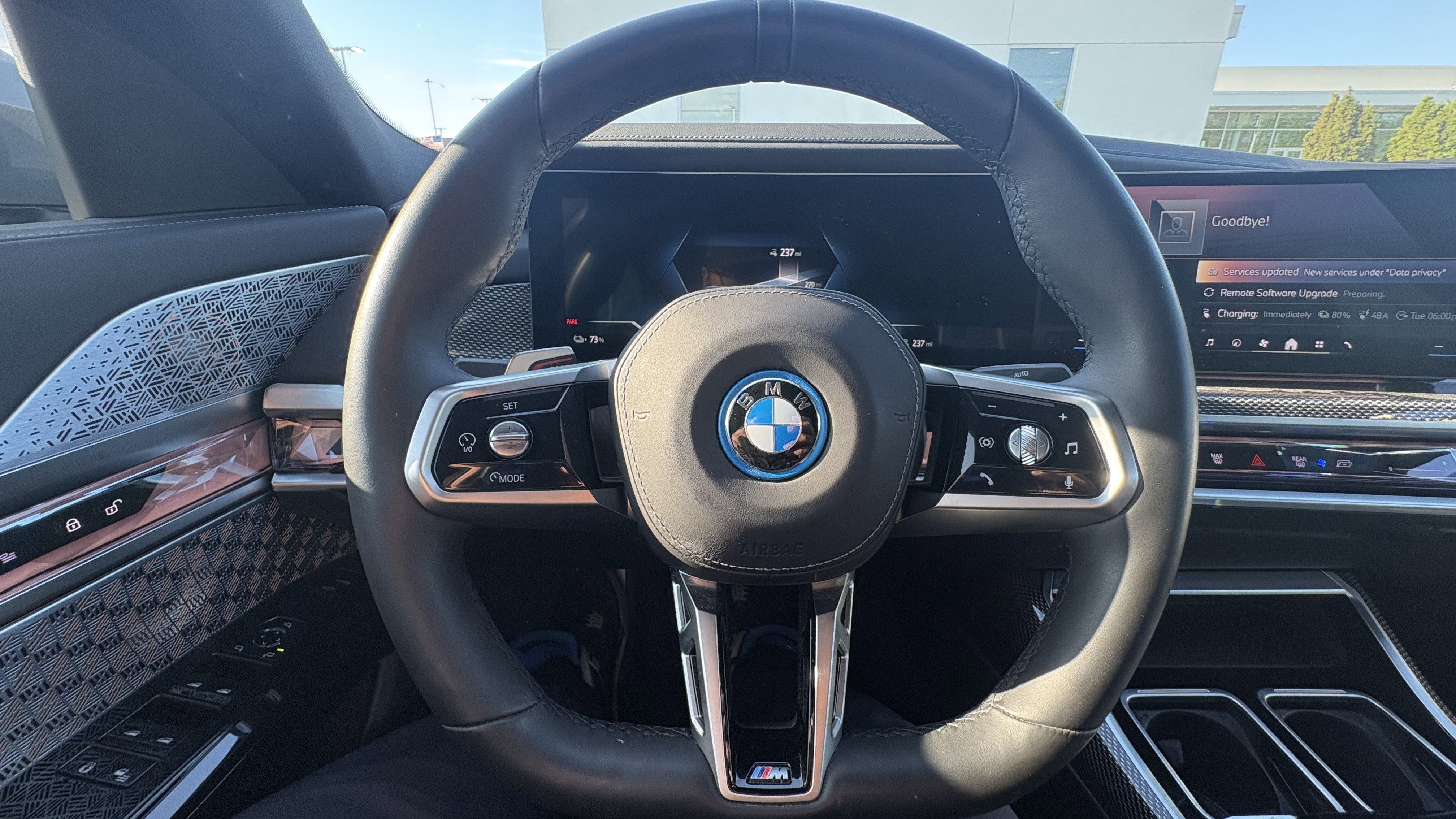 Certified 2023 BMW i7 xDrive60 w/ Executive Package 2 AWD/4WD image 19