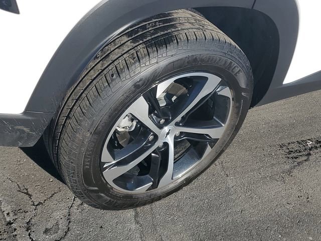 Used 2025 Chevrolet Trax RS w/ Driver Confidence Package image 5