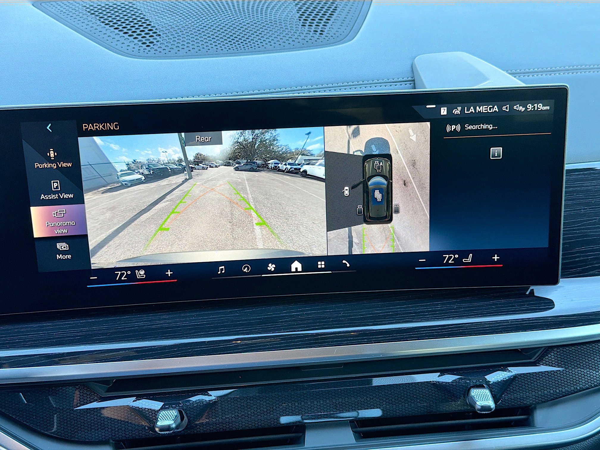 New 2026 BMW X5 xDrive50e w/ Executive Package image 34