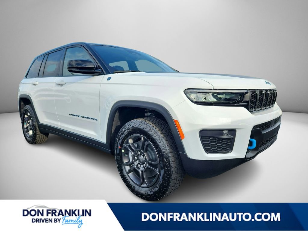 New 2024 Jeep Grand Cherokee Trailhawk AWD/4WD image 1