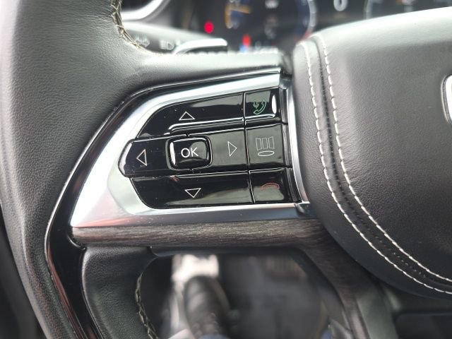 Used 2024 Jeep Grand Cherokee Overland w/ Adv Protech Group III image 21