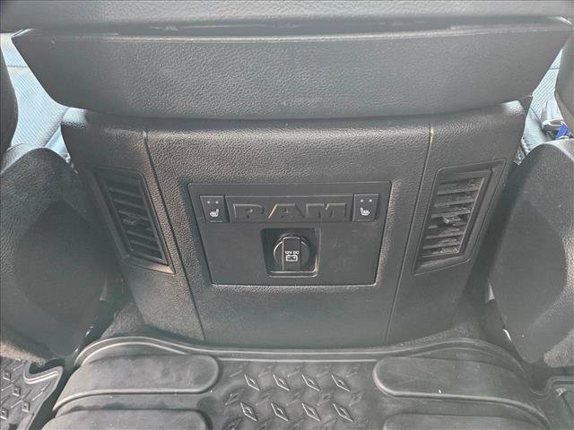 Used 2018 RAM 2500 Laramie w/ Off Road Package AWD/4WD image 16
