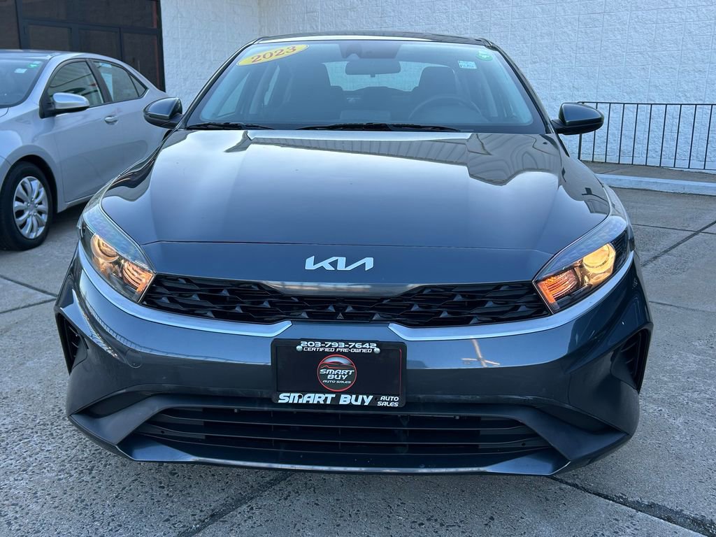 Used 2023 Kia Forte LXS image 3