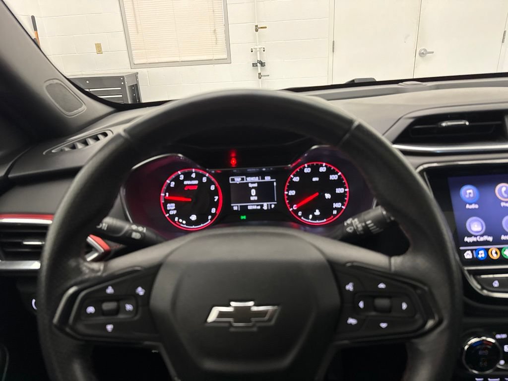 Used 2021 Chevrolet TrailBlazer RS w/ Sun and Liftgate Package FWD image 16
