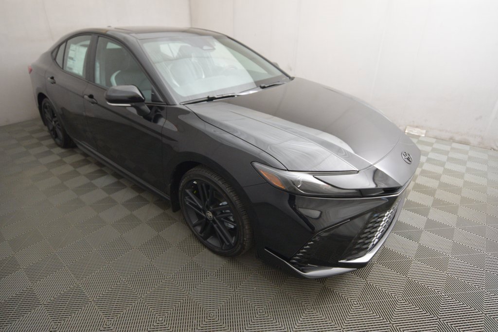 New 2026 Toyota Camry Hybrid image 3