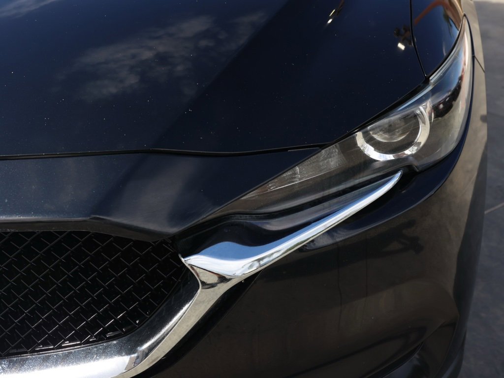 Used 2019 MAZDA CX-5 Touring image 10