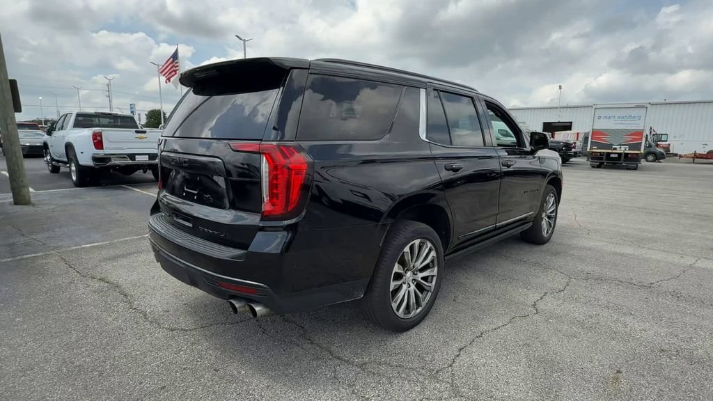 Used 2021 GMC Yukon Denali w/ Denali Premium Package AWD/4WD image 8
