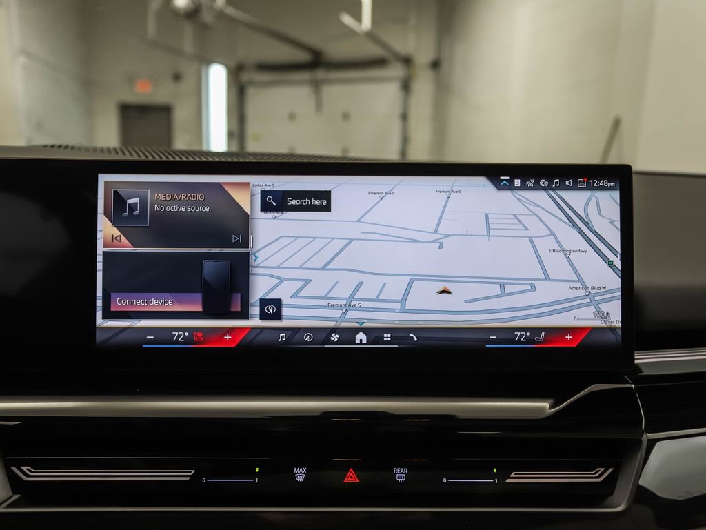 Certified 2025 BMW 530i xDrive w/ Premium Package image 15