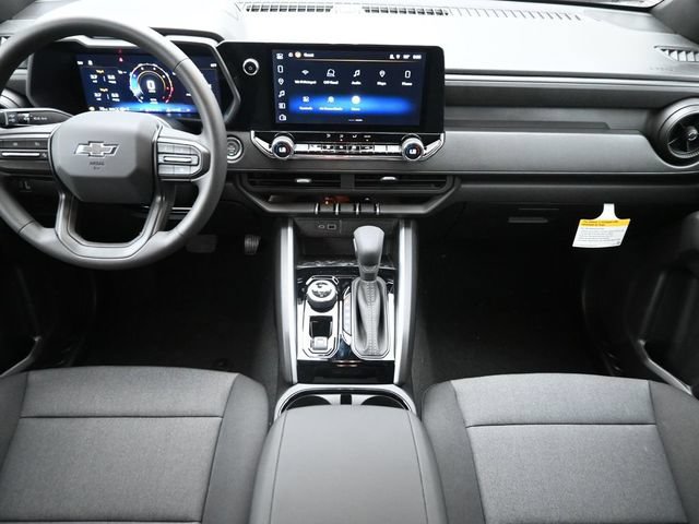 Used 2026 Chevrolet Colorado Trail Boss AWD/4WD image 19
