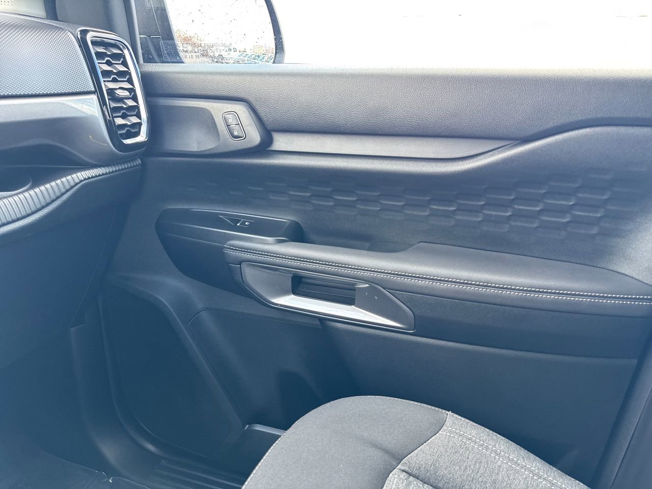 Used 2024 Ford Ranger XLT w/ Equipment Group 301A Mid image 23