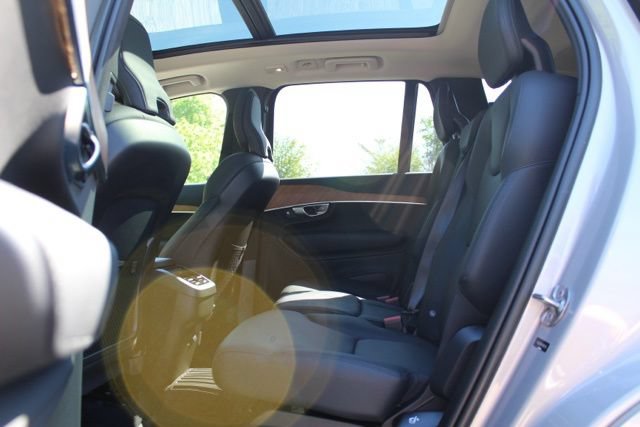 Certified 2023 Volvo XC90 B6 Plus w/ Protection Package Premier AWD/4WD image 22