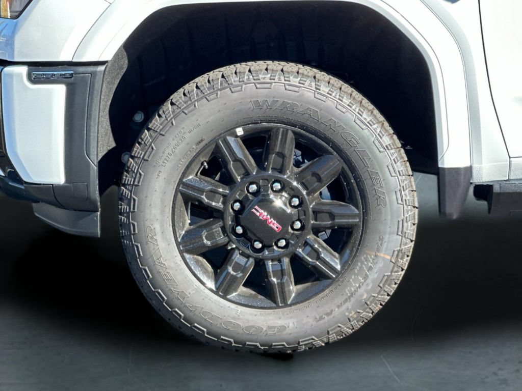 New 2026 GMC Sierra 2500 AT4 w/ AT4 Premium Plus Package AWD/4WD image 30