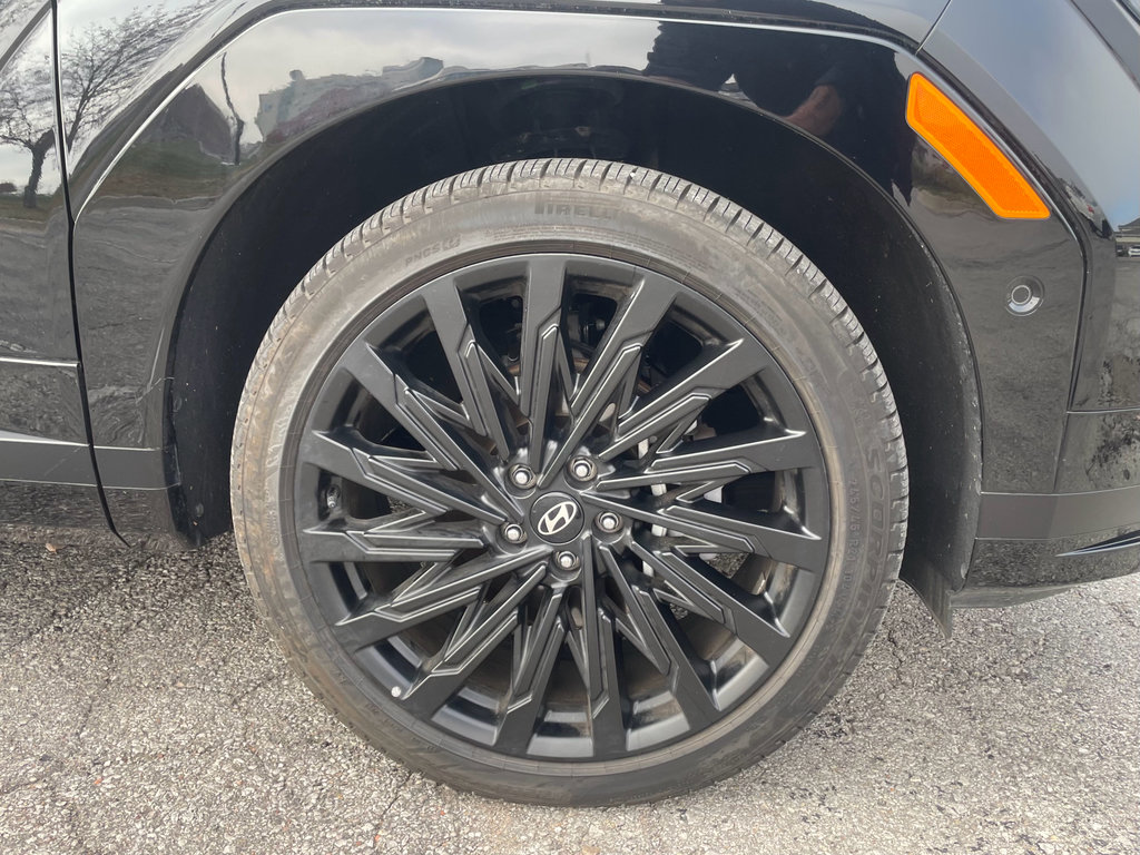 Used 2025 Hyundai Santa Fe Calligraphy image 9