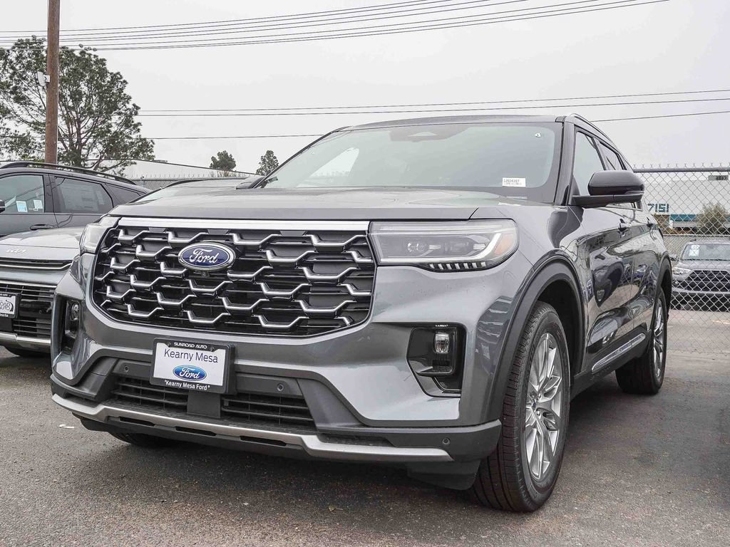 New 2026 Ford Explorer Platinum RWD image 3