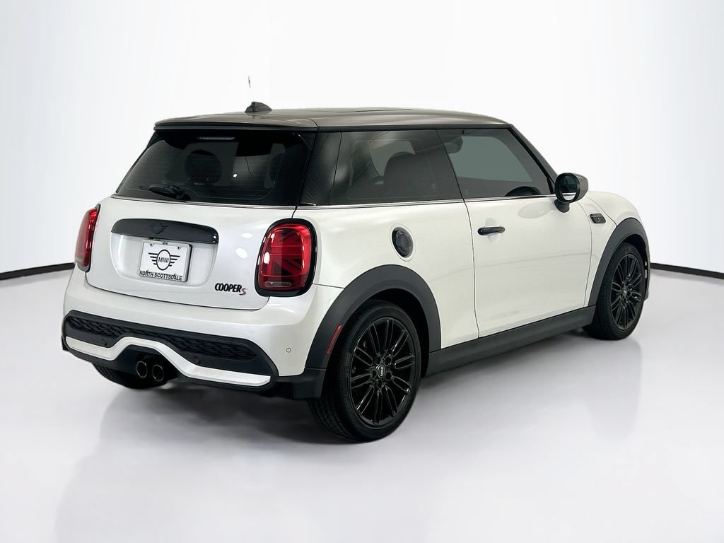 Used 2024 MINI Cooper S FWD image 5