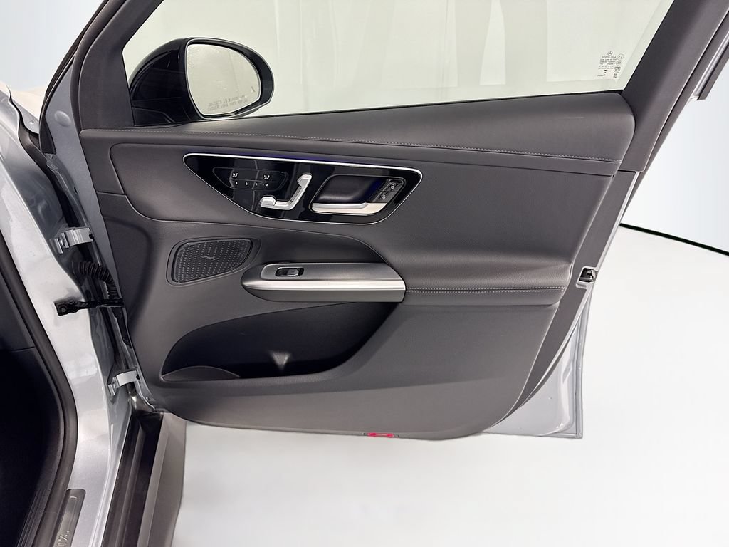 Certified 2026 Mercedes-Benz GLC 300 image 25