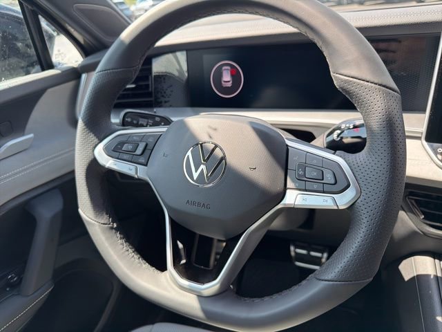 New 2026 Volkswagen Tiguan SE R-Line AWD/4WD image 35