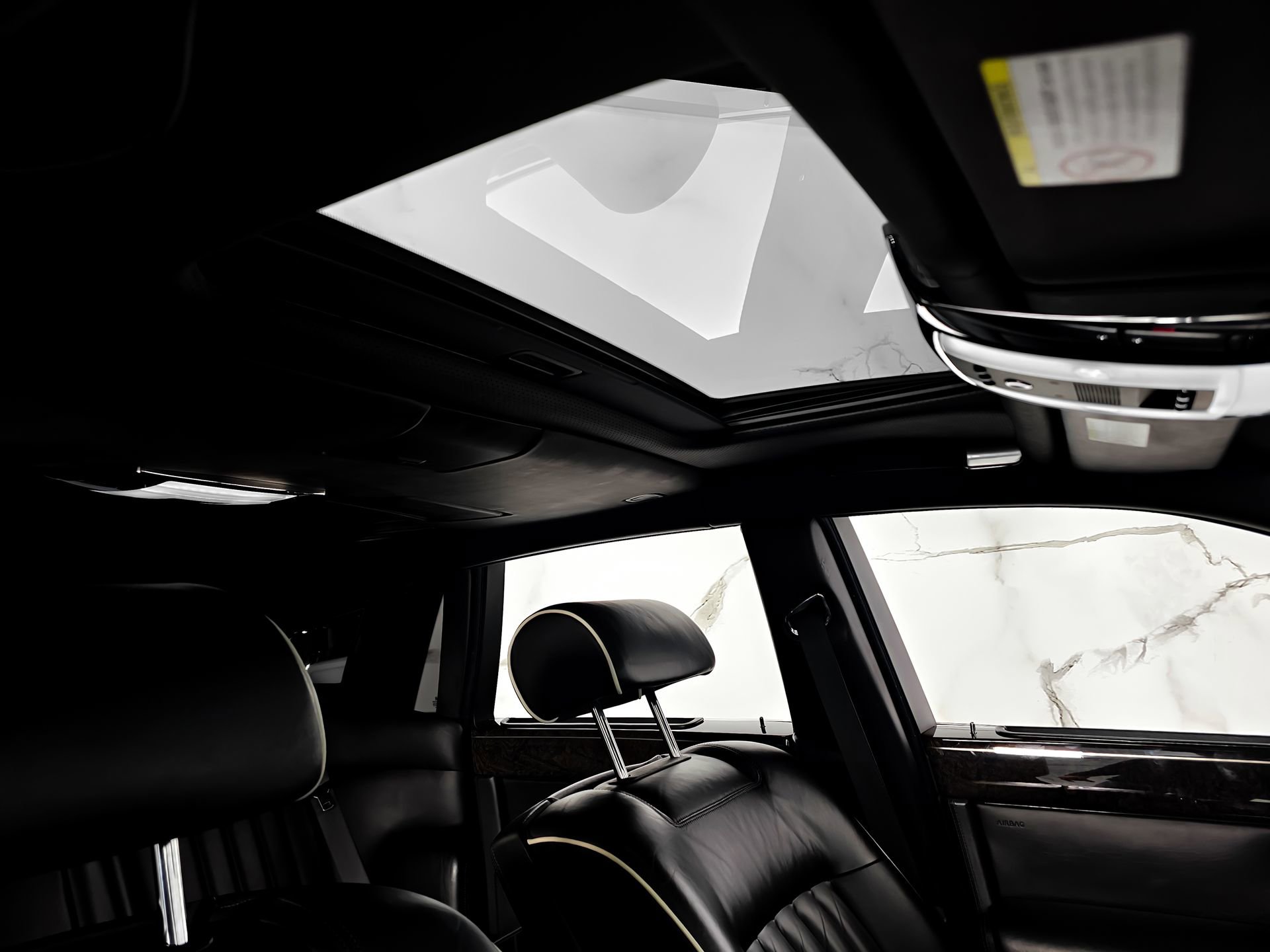 Used 2006 Rolls-Royce Phantom Sedan RWD image 19