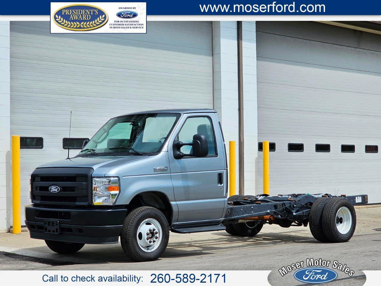 Used 2027 Ford E-450 and Econoline 450 Super Duty w/ Power Equipment Group RWD image 1