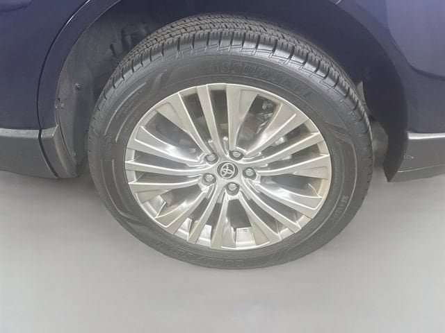 Used 2021 Toyota Venza Limited w/ Carpet Mat Package (TMS) AWD/4WD image 31