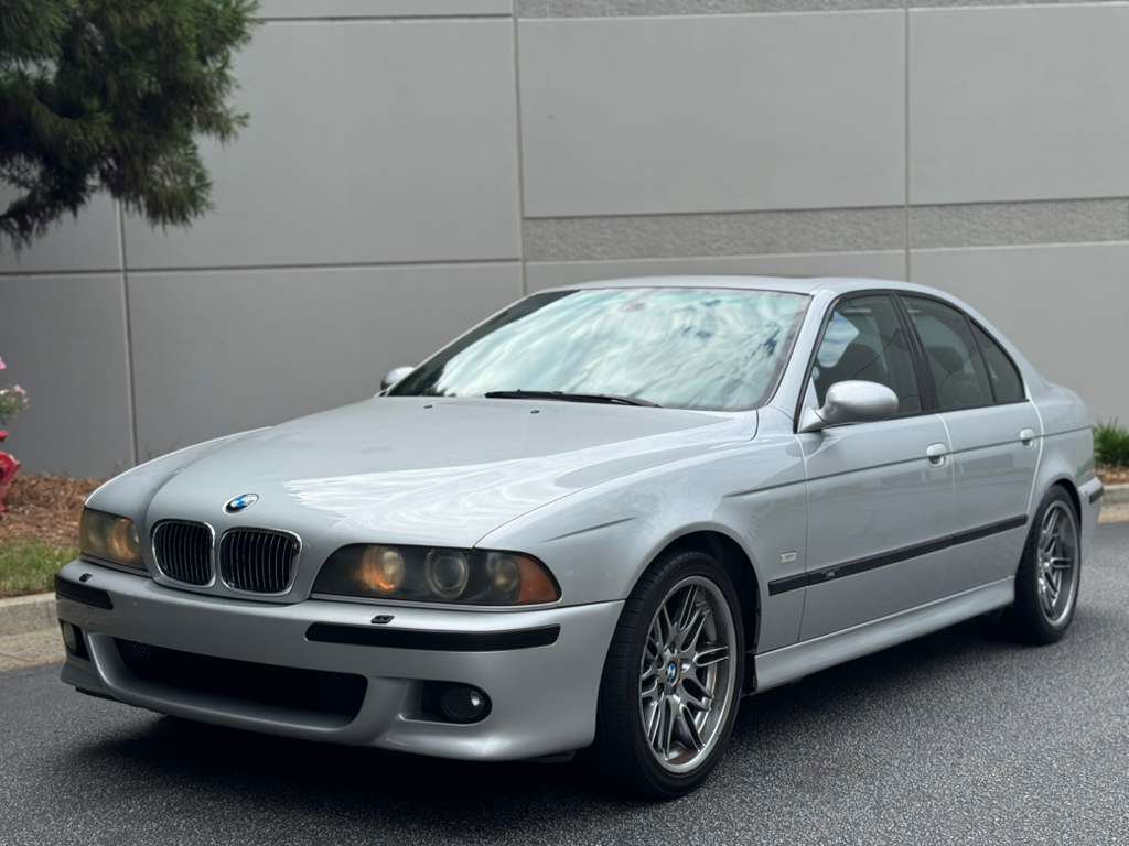 Used 2003 BMW M5 RWD image 1