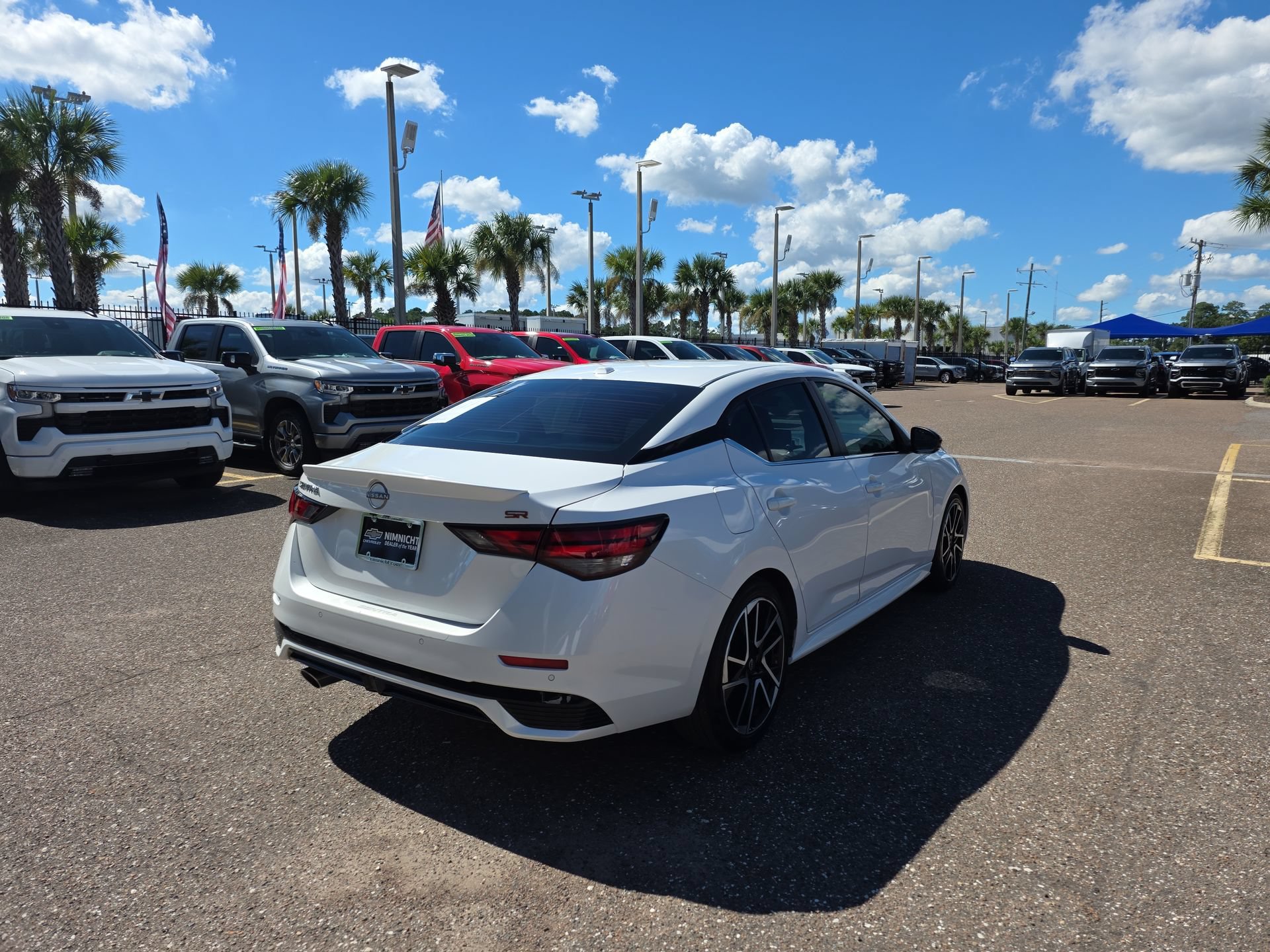Used 2025 Nissan Sentra SR FWD image 16