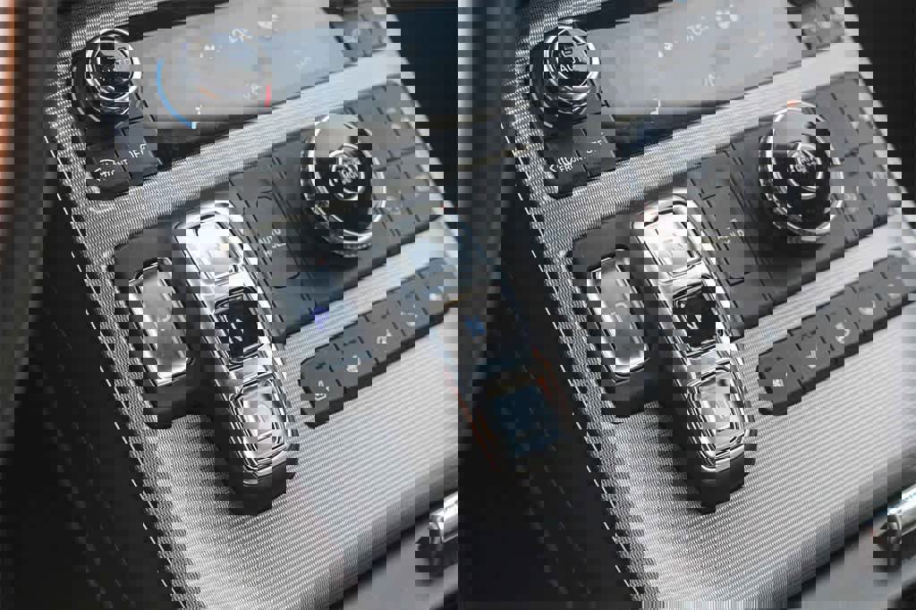 Used 2023 Hyundai Palisade Calligraphy image 24