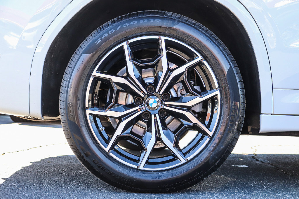 Certified 2023 BMW X3 xDrive30i w/ M Sport Package AWD/4WD image 8