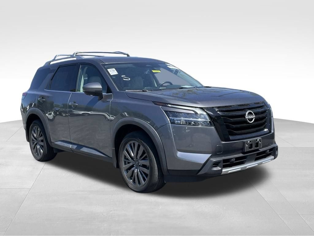 Certified 2023 Nissan Pathfinder SL w/ SL Premium Package AWD/4WD image 3