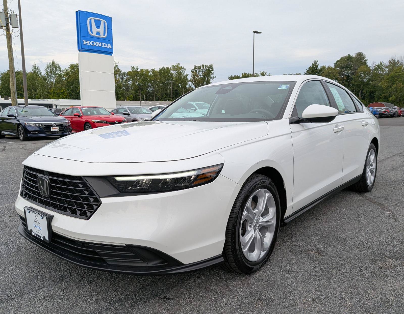 Used 2023 Honda Accord LX image 3