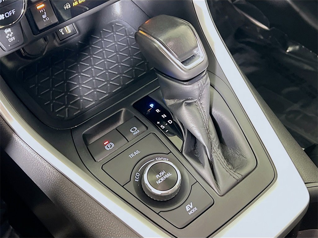 Certified 2023 Toyota RAV4 XLE Premium image 16