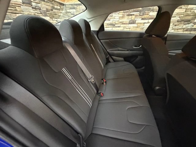 Used 2023 Hyundai Elantra SEL w/ Convenience Package FWD image 35