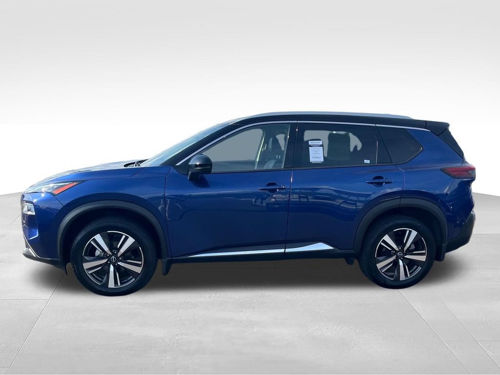 Used 2023 Nissan Rogue SL AWD/4WD image 2