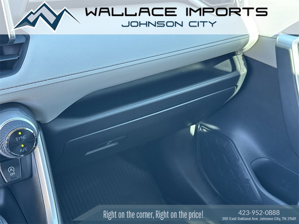 Used 2023 Toyota RAV4 XLE image 43