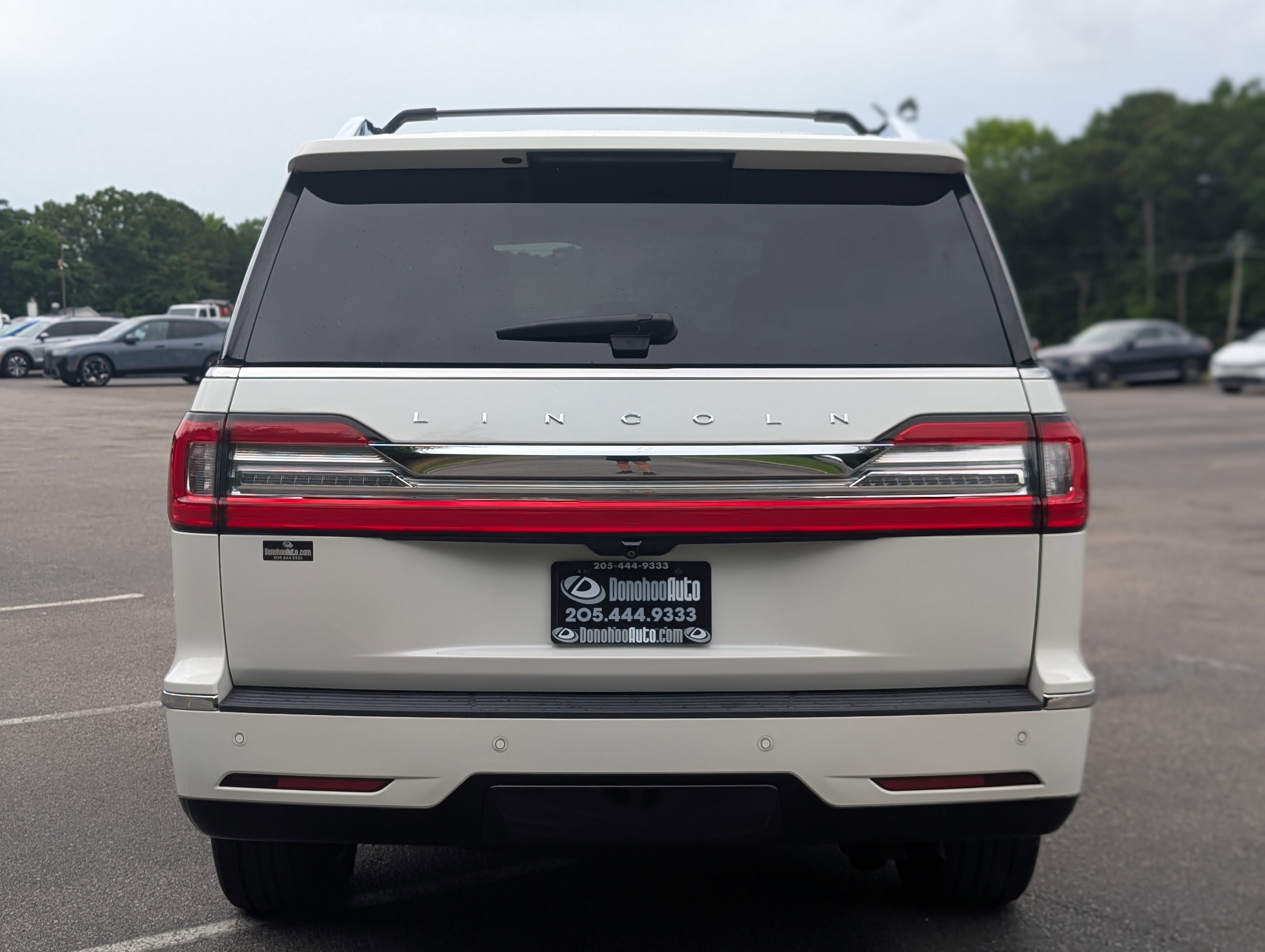 Used 2021 Lincoln Navigator Reserve w/ Luxury Package RWD image 5