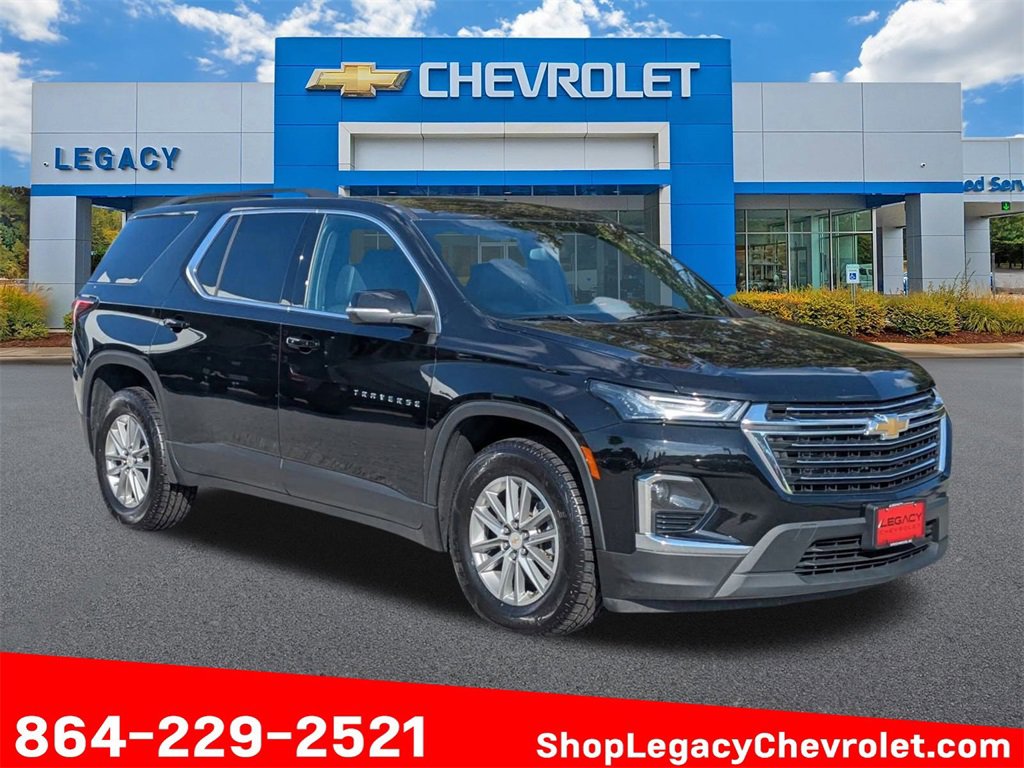 Used 2023 Chevrolet Traverse LT