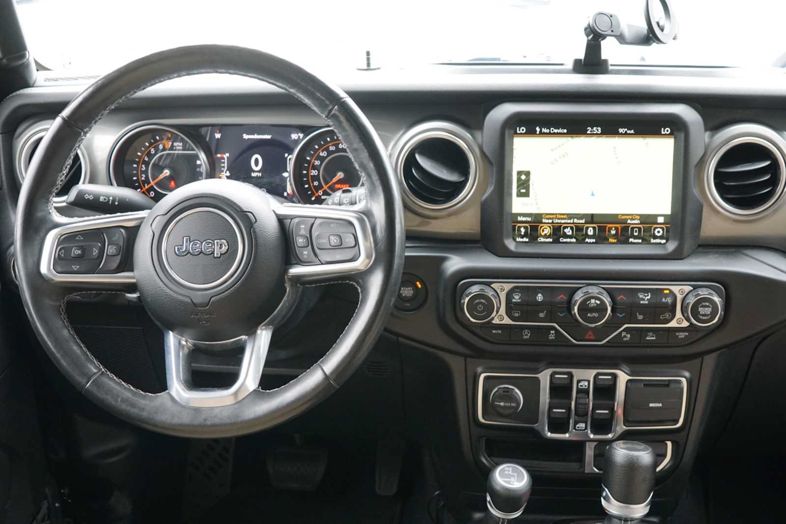 Used 2022 Jeep Wrangler Unlimited Sahara w/ LED Lighting Group AWD/4WD image 22