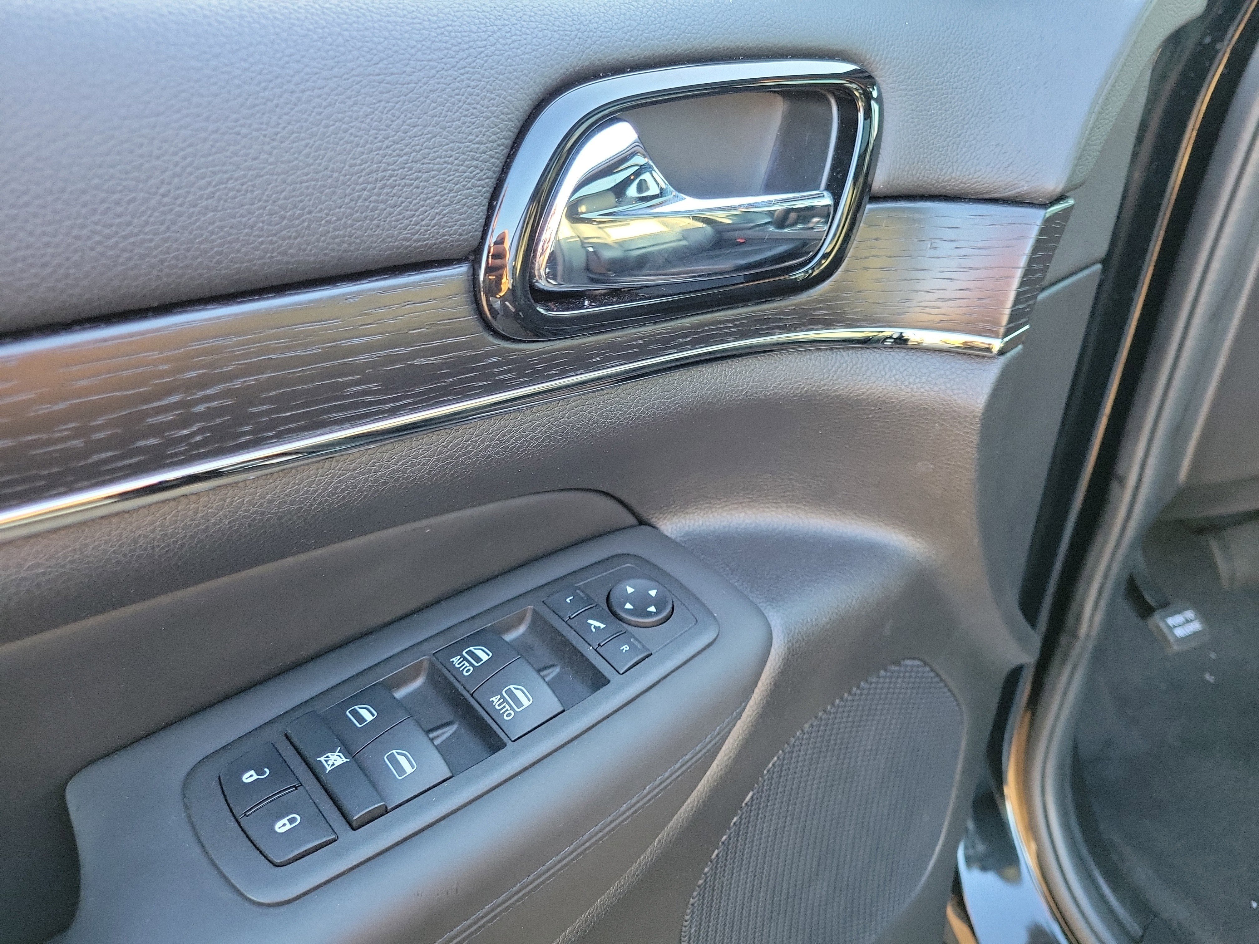 Used 2021 Jeep Grand Cherokee High Altitude image 18