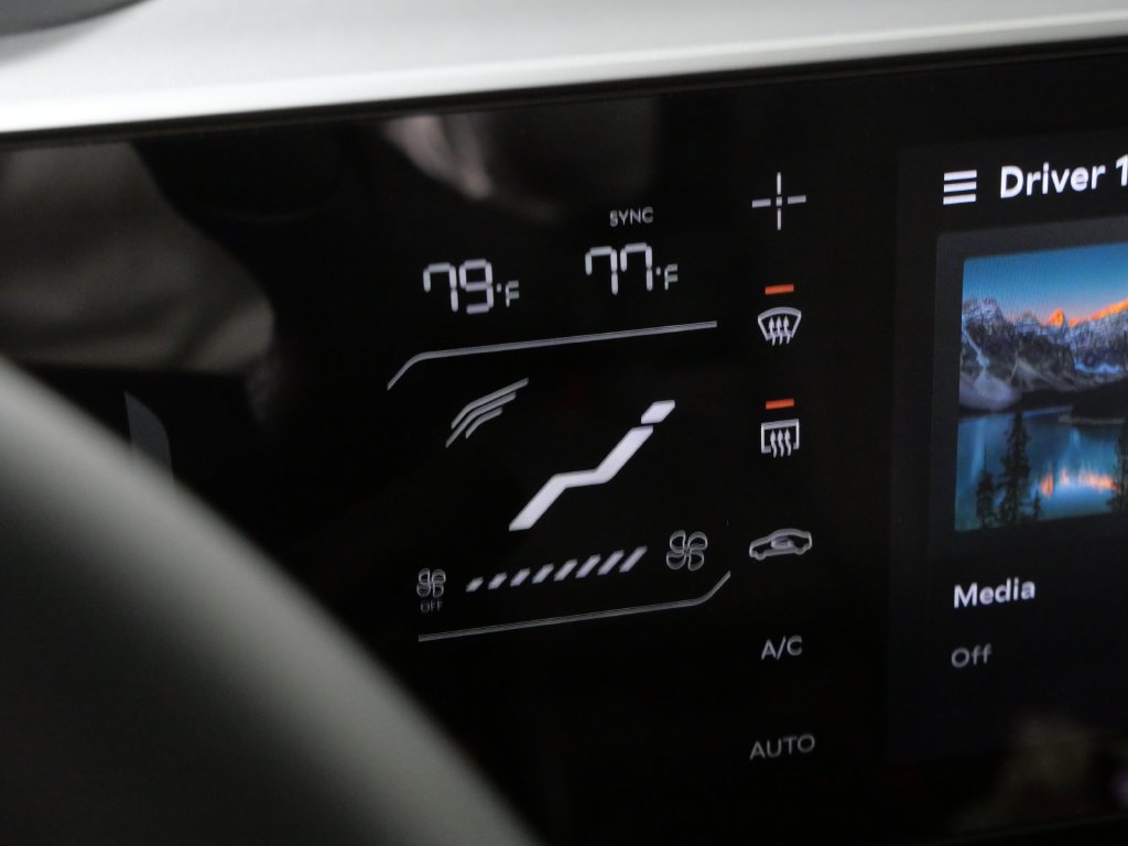Used 2025 Kia K4 EX FWD image 25