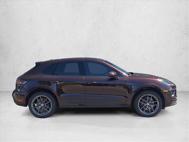 Used 2023 Porsche Macan AWD/4WD image 4
